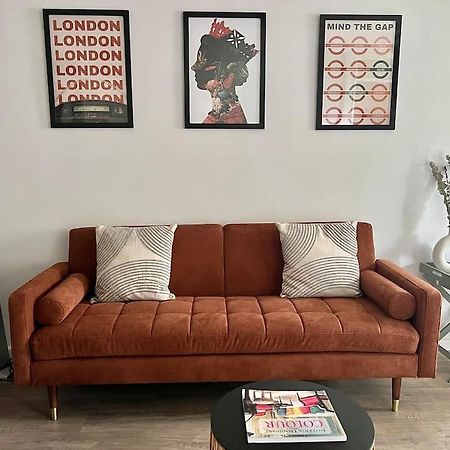 Gorgeous Flat 10 Min Walk To Stadium Free Parking Londra Esterno foto