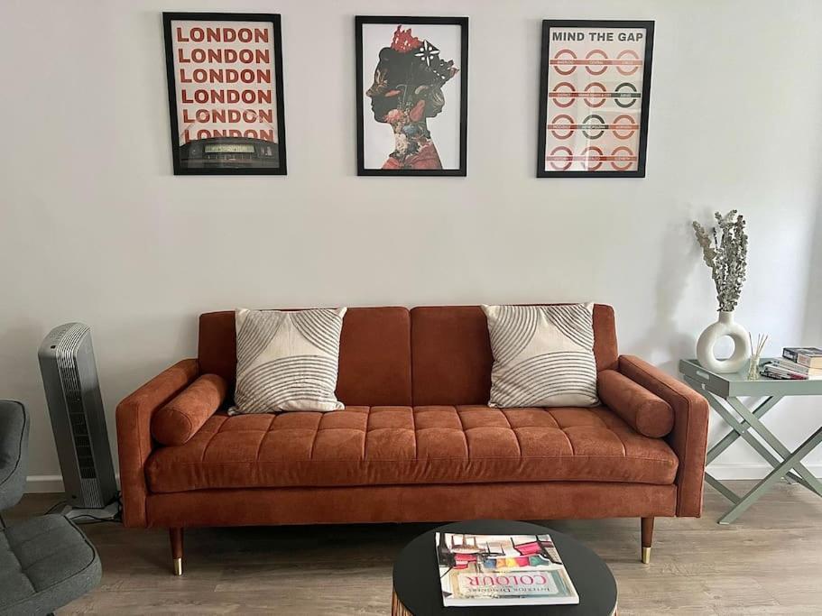 Gorgeous Flat 10 Min Walk To Stadium Free Parking Londra Esterno foto