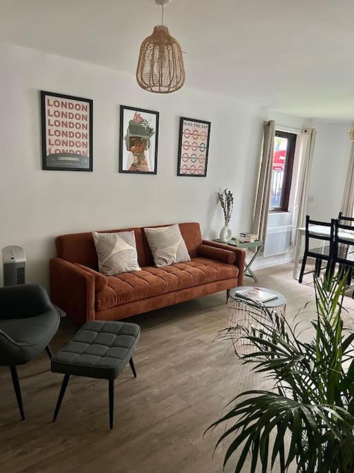 Gorgeous Flat 10 Min Walk To Stadium Free Parking Londra Esterno foto